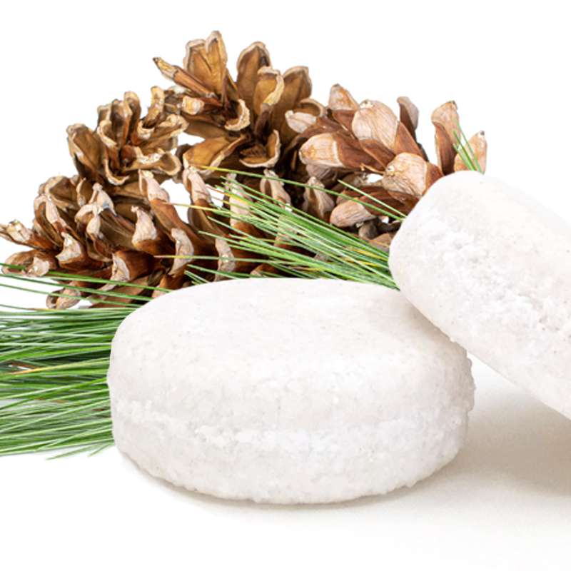 Wildwoods white bar with pine