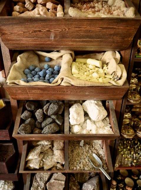 herbs spices minerals